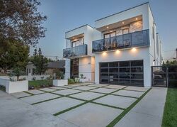 Pre-foreclosure in  Landale St Studio City, CA 91604