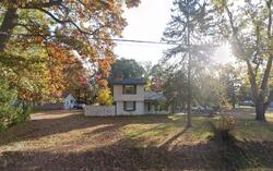 Pre-foreclosure in  Whitlock St Farmington, MI 48336