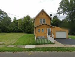 Pre-foreclosure in  W Glenaven Ave Youngstown, OH 44511