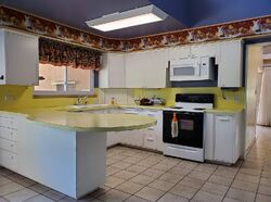 Pre-foreclosure in  W Florence Ave Blackwell, OK 74631