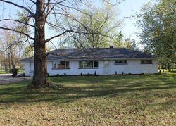 Pre-foreclosure in  Wood Rd Lebanon, OH 45036
