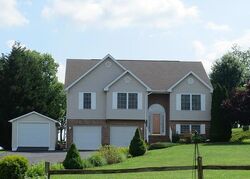 Pre-foreclosure in  Michelle Dr Hedgesville, WV 25427