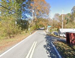 Pre-foreclosure in  Laurel Park Rd Clarksburg, WV 26301