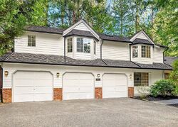 Pre-foreclosure in  213th Ave Ne Sammamish, WA 98074