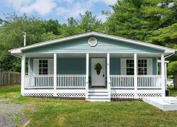 Pre-foreclosure in  Pine Chapel Ln Greenville, VA 24440