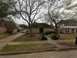 Pre-foreclosure in  Las Brisas Dr Houston, TX 77083