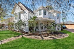 Pre-foreclosure in  Camino Rancho Dr Houston, TX 77083