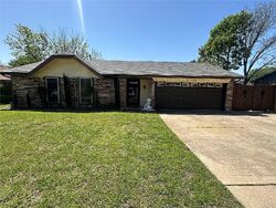  Briarwood Dr, North Richland Hills TX