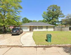 Pre-foreclosure in  Azalea Ave Orange, TX 77630