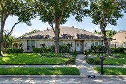 Pre-foreclosure in  Oxfordshire Dr Carrollton, TX 75007