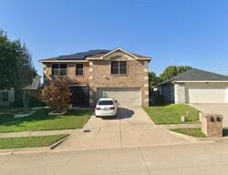 Falcon Dr, Grand Prairie TX