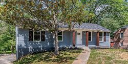 Pre-foreclosure in  Jackson Rd Clarksville, TN 37042