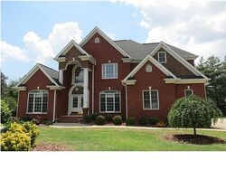 Pre-foreclosure in  Knightsbridge Rd Hixson, TN 37343