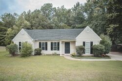 Pre-foreclosure in  Garrison Rd Seneca, SC 29678