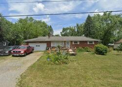 Pre-foreclosure in  34th St Ne Canton, OH 44705