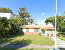  38th St, West Palm Beach FL