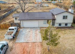 Pre-foreclosure in  Robin Dr Gillette, WY 82718