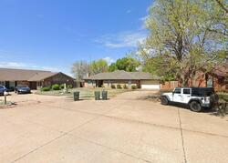Pre-foreclosure in  Tanglewood Ct Norman, OK 73072