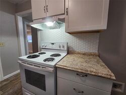 Pre-foreclosure in  E Park Pl Oklahoma City, OK 73117
