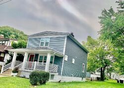 Pre-foreclosure in  Seymour Ave Columbus, OH 43206