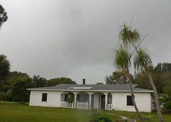 Pre-foreclosure in  Fairway Dr Fort Pierce, FL 34982