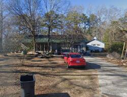  Lois Cir, Fayetteville NC