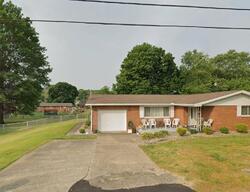 Pre-foreclosure in  Orange Dr Williamstown, WV 26187