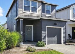 Pre-foreclosure in  NE 64th Way Vancouver, WA 98661