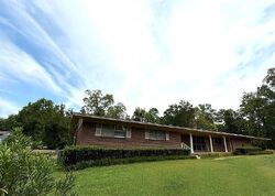 Pre-foreclosure in  Leggett Dr Texarkana, TX 75503