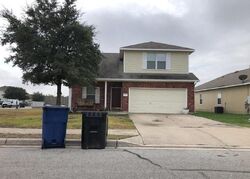  Brown St, Hutto TX