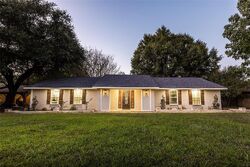 Pre-foreclosure in  Crest Ln Kaufman, TX 75142