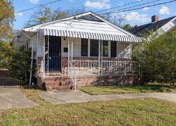 Pre-foreclosure in  N Back River Rd Hampton, VA 23669