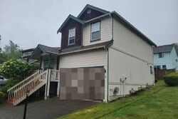 Pre-foreclosure in  81st Ave Ne Lake Stevens, WA 98258