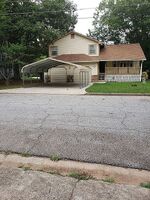 Pre-foreclosure in  Walter Trl Stone Mountain, GA 30087