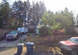 Pre-foreclosure in  NE Salty Dr Belfair, WA 98528