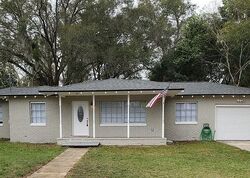 Pre-foreclosure in  Alicante Rd Debary, FL 32713