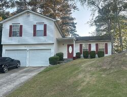 Pre-foreclosure in  Rebecca Lou Ln Lithonia, GA 30058