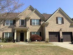 Pre-foreclosure in  Penwood Trl Dacula, GA 30019