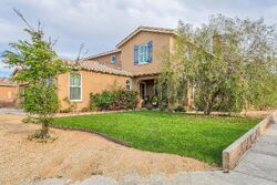 Pre-foreclosure in  BELVEDERE LN Lancaster, CA 93535