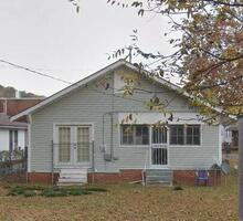 Pre-foreclosure in  Gurnee Ave Anniston, AL 36201