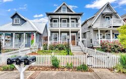 Pre-foreclosure in  LAKE DAVIDSON LN Helena, AL 35080