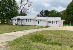 Pre-foreclosure in  Henry Mouring Rd Dothan, AL 36305