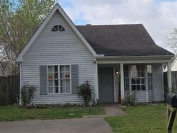 Pre-foreclosure in  Lori Ln Marion, AR 72364
