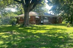 Pre-foreclosure in  W Jackman Trl Benton, AR 72019