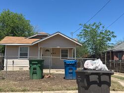 Pre-foreclosure in  Lombrano St San Antonio, TX 78207