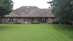 Pre-foreclosure in  S Covered Wagon Trl Enid, OK 73701