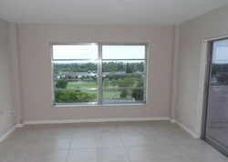 Pre-foreclosure in  INVERRARY DR  Fort Lauderdale, FL 33319