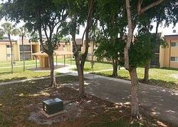 Pre-foreclosure in  Nw 55th Ave a Fort Lauderdale, FL 33313