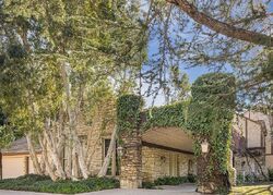 Pre-foreclosure in  N Beverly Glen Blvd Los Angeles, CA 90077