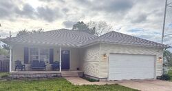 Pre-foreclosure in  Se 66th Ter Riverton, KS 66770